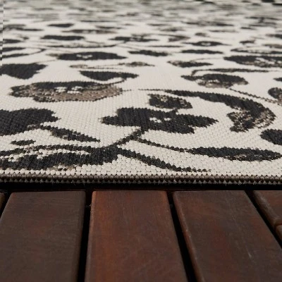 Floral Outdoor Rug Black - Opalhouse™ 3 Floral Outdoor Rug Black - Opalhouse™ - Image 3